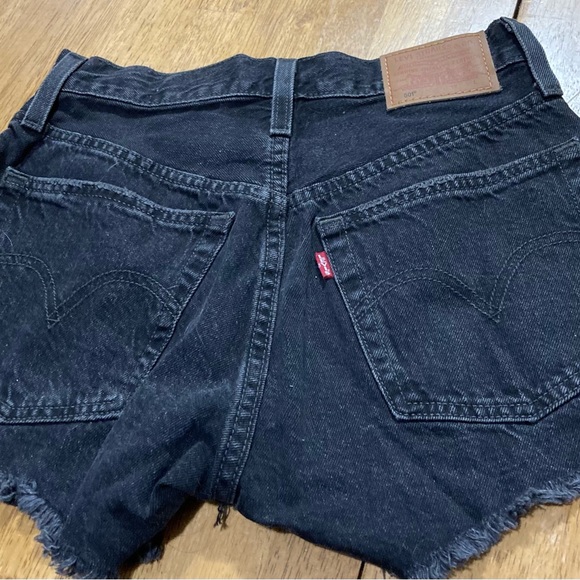 Beautiful Levi's quality clothing premium black color size w24, L - Picture 4 of 6